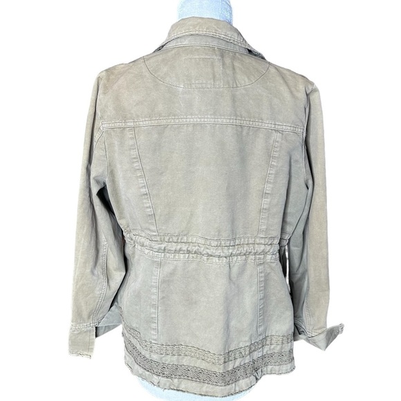 BKE Utility Jacket Women’s Distressed Snap Zip Pockets Lace. Size Large - Picture 2 of 5
